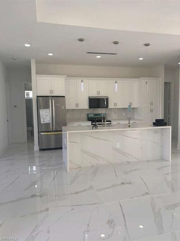 3718 8th ST SW, Lehigh Acres, FL 33976