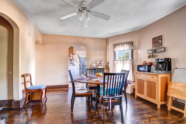 1904 High Street, Blue Island, IL 60406