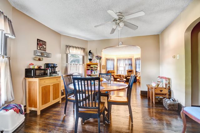 1904 High Street, Blue Island, IL 60406