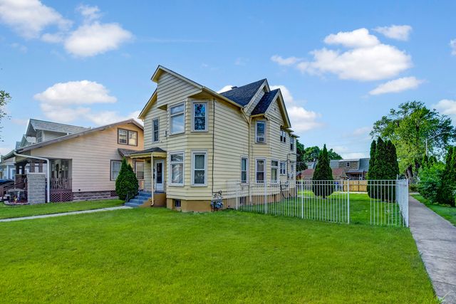 1904 High Street, Blue Island, IL 60406