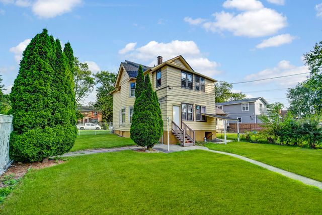 1904 High Street, Blue Island, IL 60406