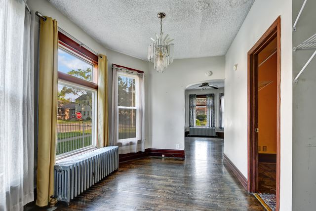 1904 High Street, Blue Island, IL 60406