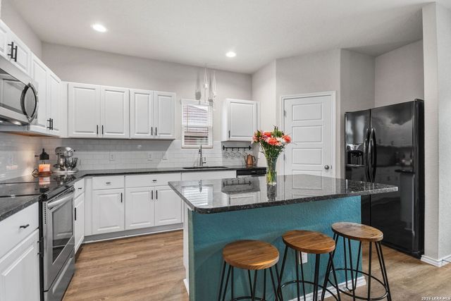 9034 Alvarado Bend, San Antonio, TX 78245