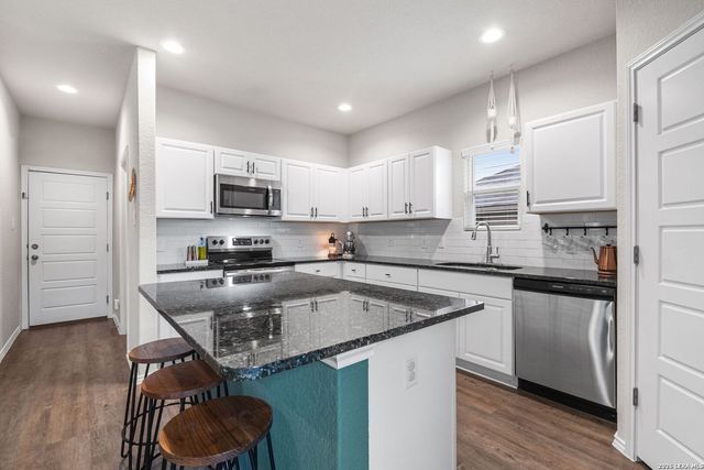 9034 Alvarado Bend, San Antonio, TX 78245