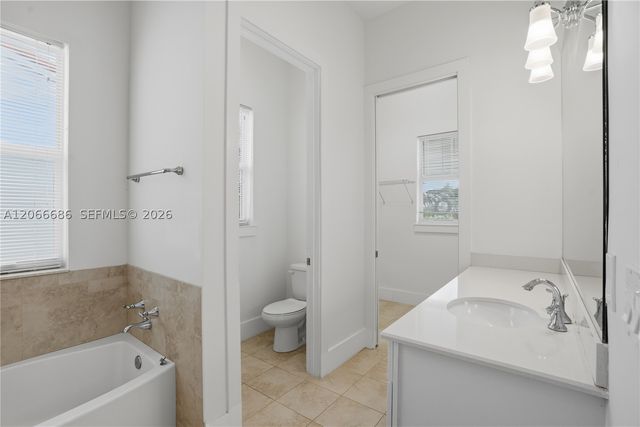 1749 NE 9th St, Fort Lauderdale, FL 33304