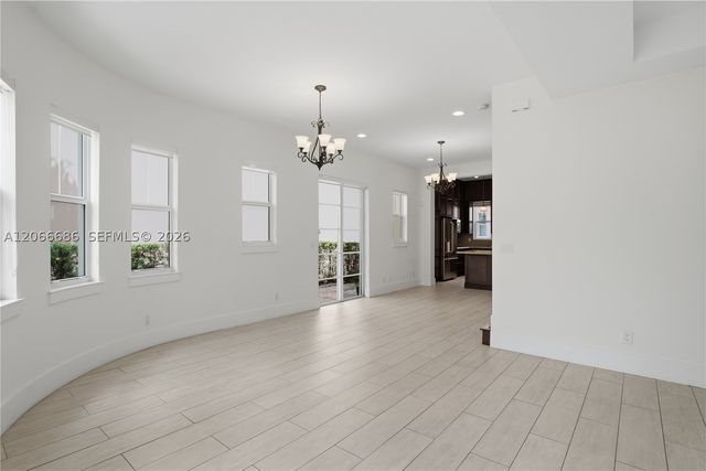 1749 NE 9th St, Fort Lauderdale, FL 33304