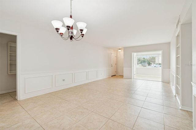 10375 CARROLLWOOD LANE 332, Tampa, FL 33618