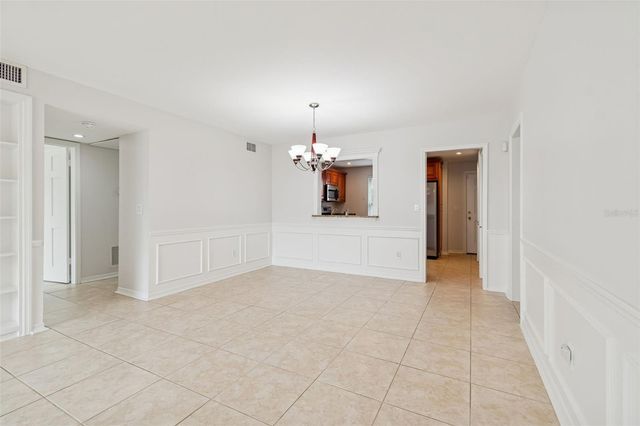 10375 CARROLLWOOD LANE 332, Tampa, FL 33618