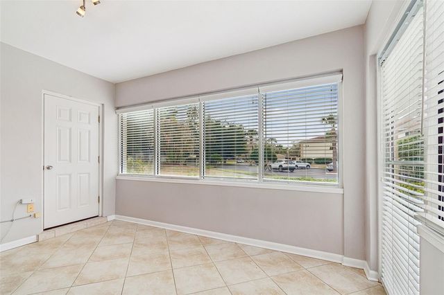 10375 CARROLLWOOD LANE 332, Tampa, FL 33618