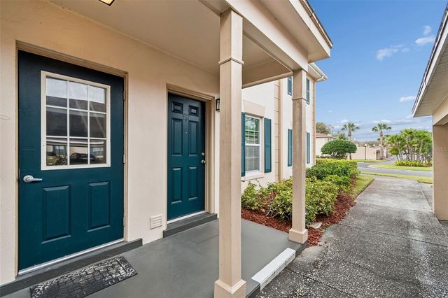 10375 CARROLLWOOD LANE 332, Tampa, FL 33618