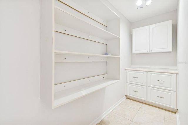 10375 CARROLLWOOD LANE 332, Tampa, FL 33618