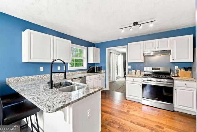 1400 Walnut Hill Circle, Lawrenceville, GA 30043