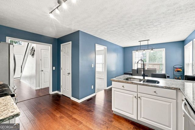 1400 Walnut Hill Circle, Lawrenceville, GA 30043