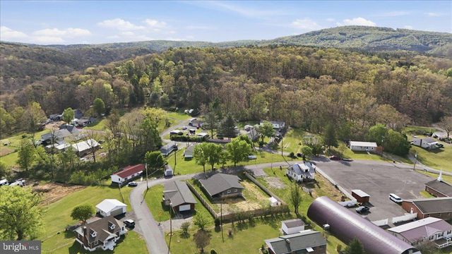 80 N FAIRFAX ST, Romney, WV 26757