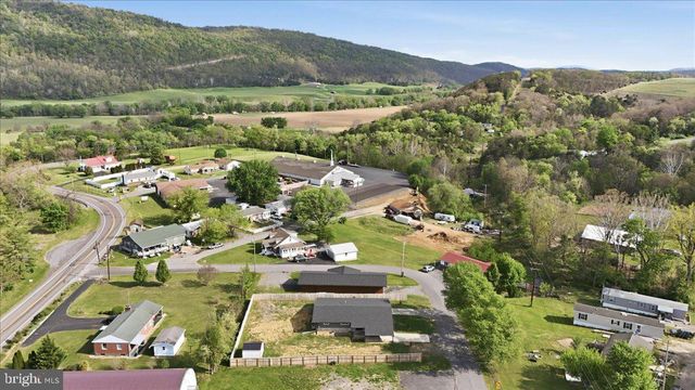 80 N FAIRFAX ST, Romney, WV 26757