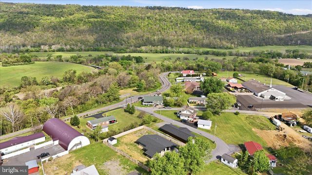 80 N FAIRFAX ST, Romney, WV 26757
