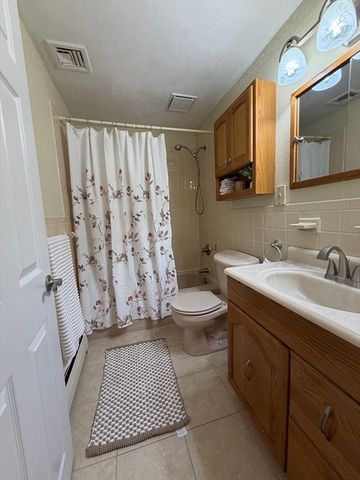 43 Deerfield Ave, Westwood, MA 02090