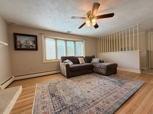 43 Deerfield Ave, Westwood, MA 02090