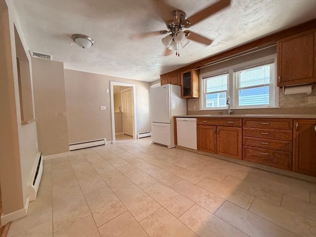 43 Deerfield Ave, Westwood, MA 02090