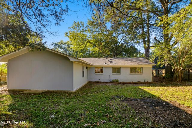 1068 Westway Street, Jackson, MS 39212