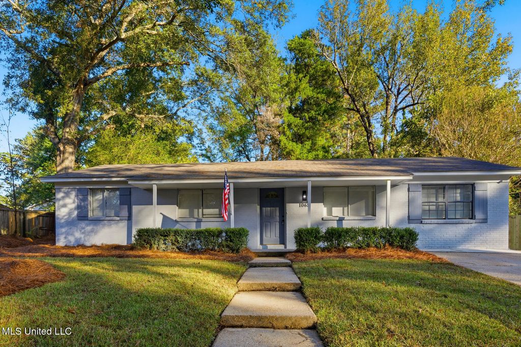 1068 Westway Street, Jackson, MS 39212