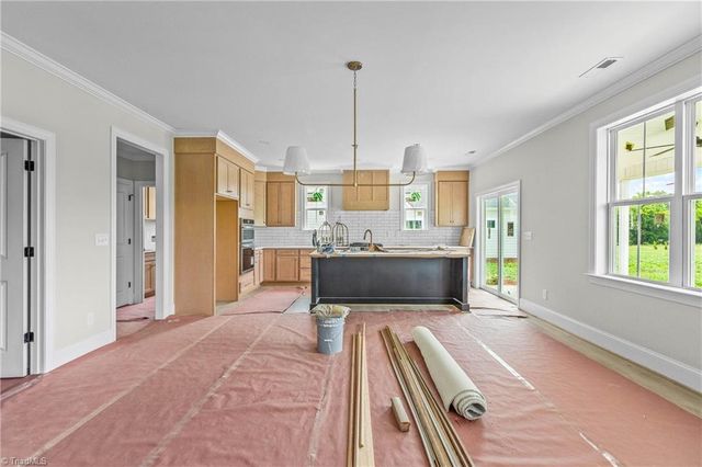 176 Armsworthy Road, Advance, NC 27006