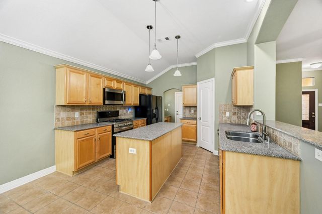 8218 Silver Lure Drive, Humble, TX 77346