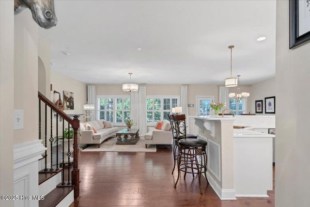 275 Wiregrass Lane, Southern Pines, NC 28387