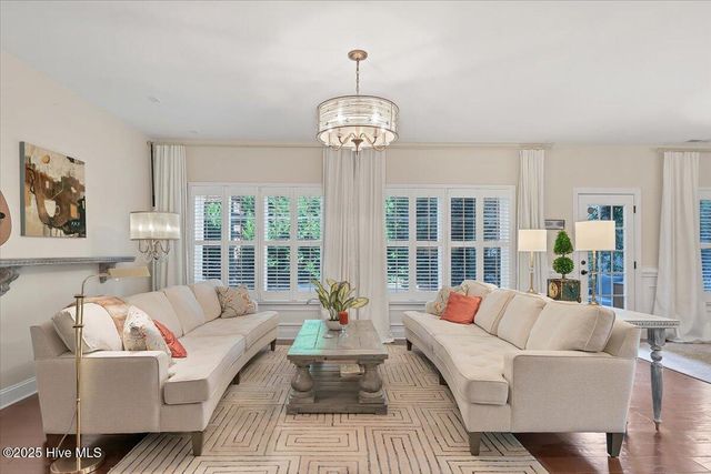 275 Wiregrass Lane, Southern Pines, NC 28387