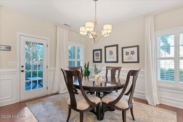 275 Wiregrass Lane, Southern Pines, NC 28387