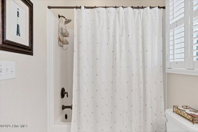 275 Wiregrass Lane, Southern Pines, NC 28387