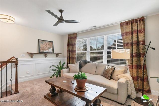 275 Wiregrass Lane, Southern Pines, NC 28387