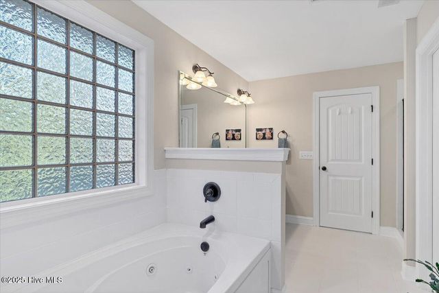 275 Wiregrass Lane, Southern Pines, NC 28387