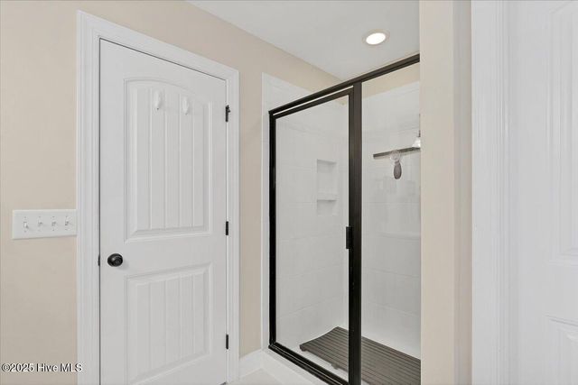 275 Wiregrass Lane, Southern Pines, NC 28387