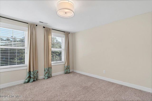 275 Wiregrass Lane, Southern Pines, NC 28387