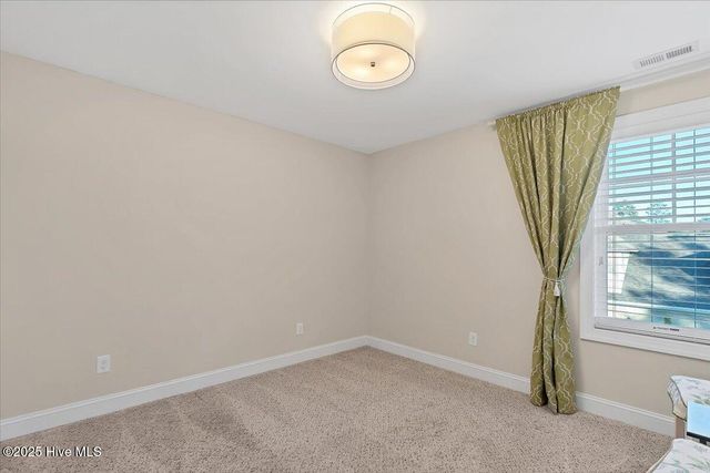 275 Wiregrass Lane, Southern Pines, NC 28387