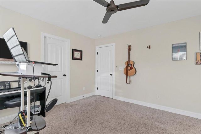 275 Wiregrass Lane, Southern Pines, NC 28387