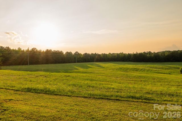 2800 Waxhaw Indian Trail Road S, Waxhaw, NC 28173