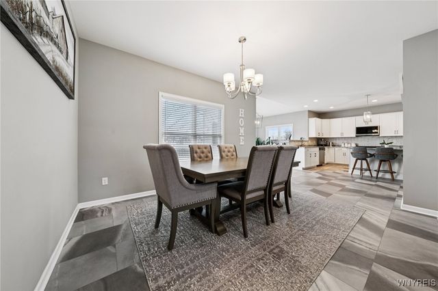 2899 Brookfield Drive, Wheatfield, NY 14132