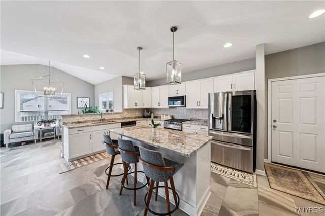 2899 Brookfield Drive, Wheatfield, NY 14132