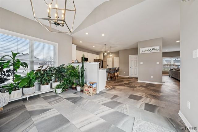 2899 Brookfield Drive, Wheatfield, NY 14132