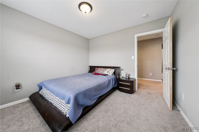 2899 Brookfield Drive, Wheatfield, NY 14132