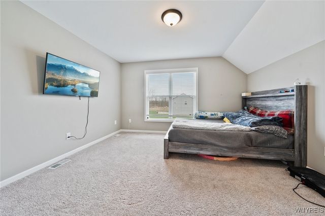 2899 Brookfield Drive, Wheatfield, NY 14132