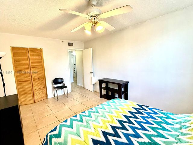 1341 SE 3rd Ave 102, Dania Beach, FL 33004