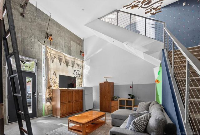 1712 National Ave, San Diego, CA 92113