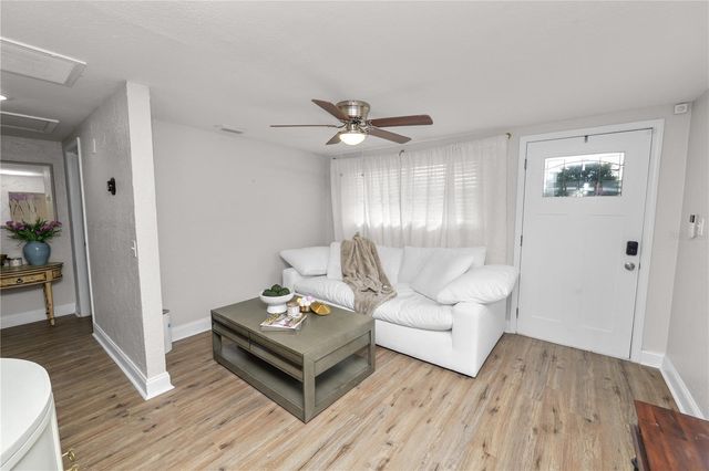 272 AVENUE A, Waverly, FL 33877