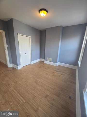 2211 N GRATZ ST, Philadelphia, PA 19132