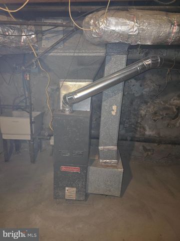 2211 N GRATZ ST, Philadelphia, PA 19132