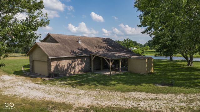 4094 S County Road 200 E, Clayton, IN 46118