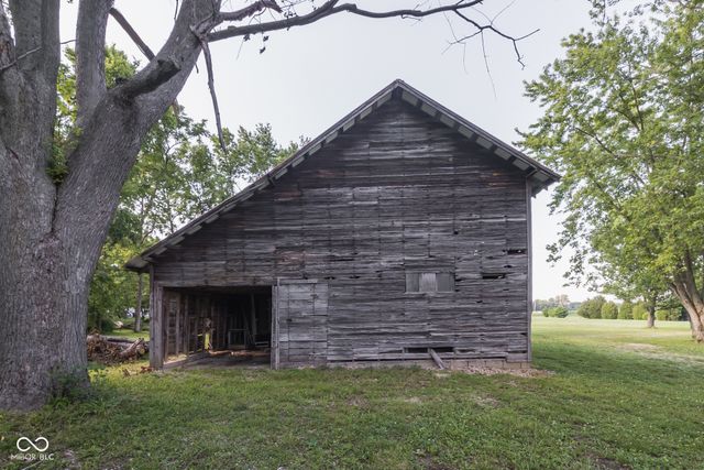 4094 S County Road 200 E, Clayton, IN 46118